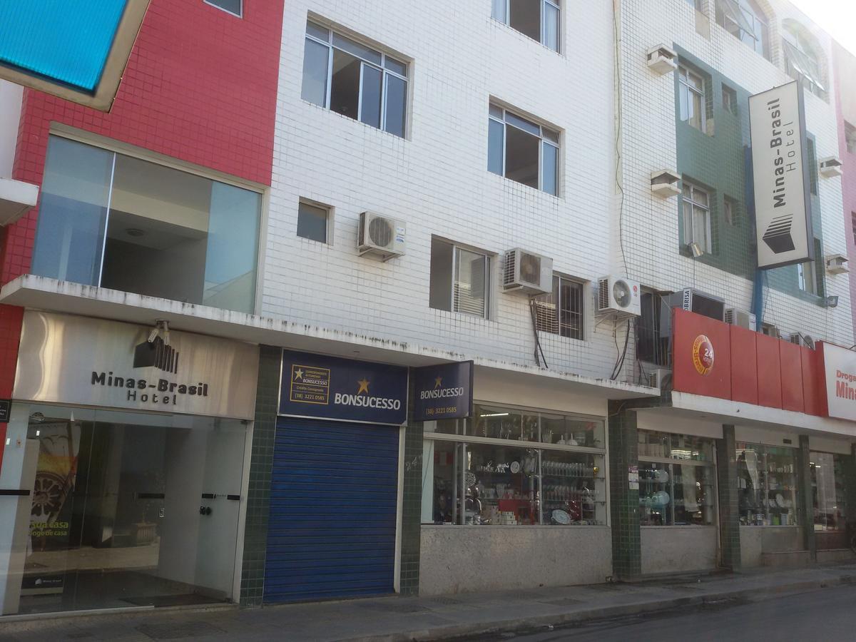 Hotel Minas Brasil Монтис-Кларус Экстерьер фото