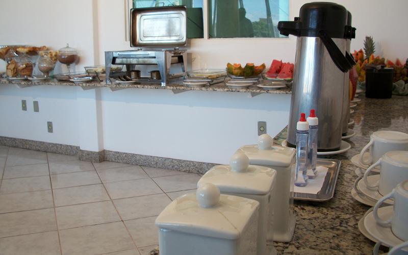 Hotel Minas Brasil Монтис-Кларус Экстерьер фото
